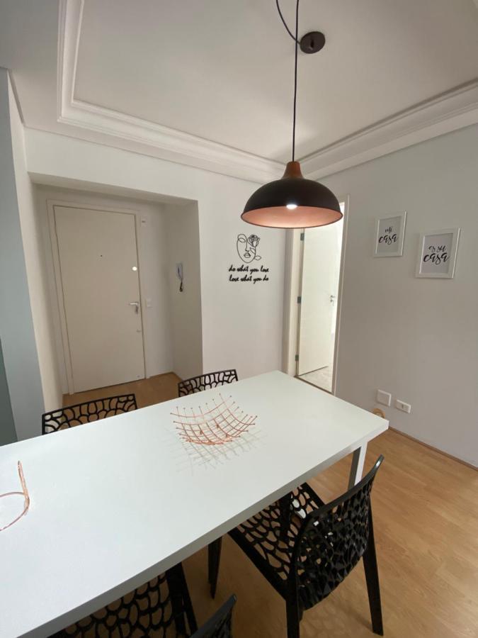 101- Lindo Apartamento Amplo E Decorado, 2 Quartos, Sala, Cozinha Completa, Mobiliario Moderno, Lavanderia , Excelente Localizacao No Bairro Bigorrilho Curitiba Exterior foto