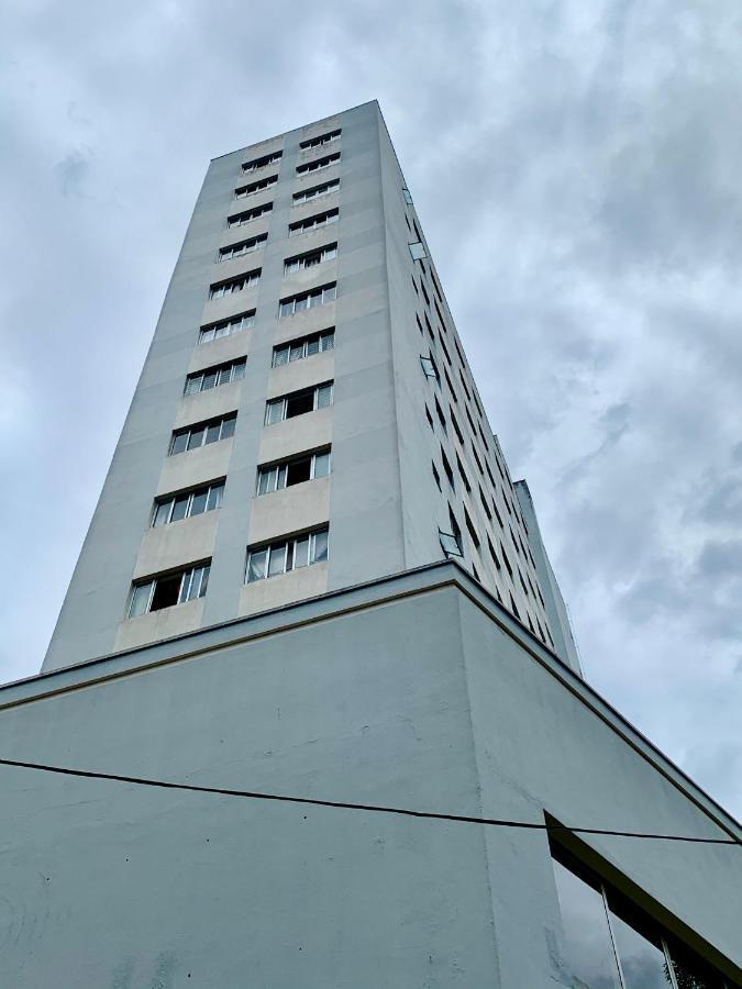 101- Lindo Apartamento Amplo E Decorado, 2 Quartos, Sala, Cozinha Completa, Mobiliario Moderno, Lavanderia , Excelente Localizacao No Bairro Bigorrilho Curitiba Exterior foto